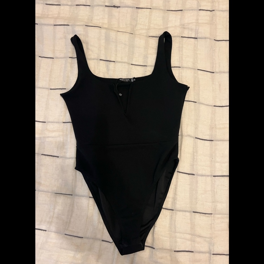 NWOT Nasty Gal bodysuit! US size 8.